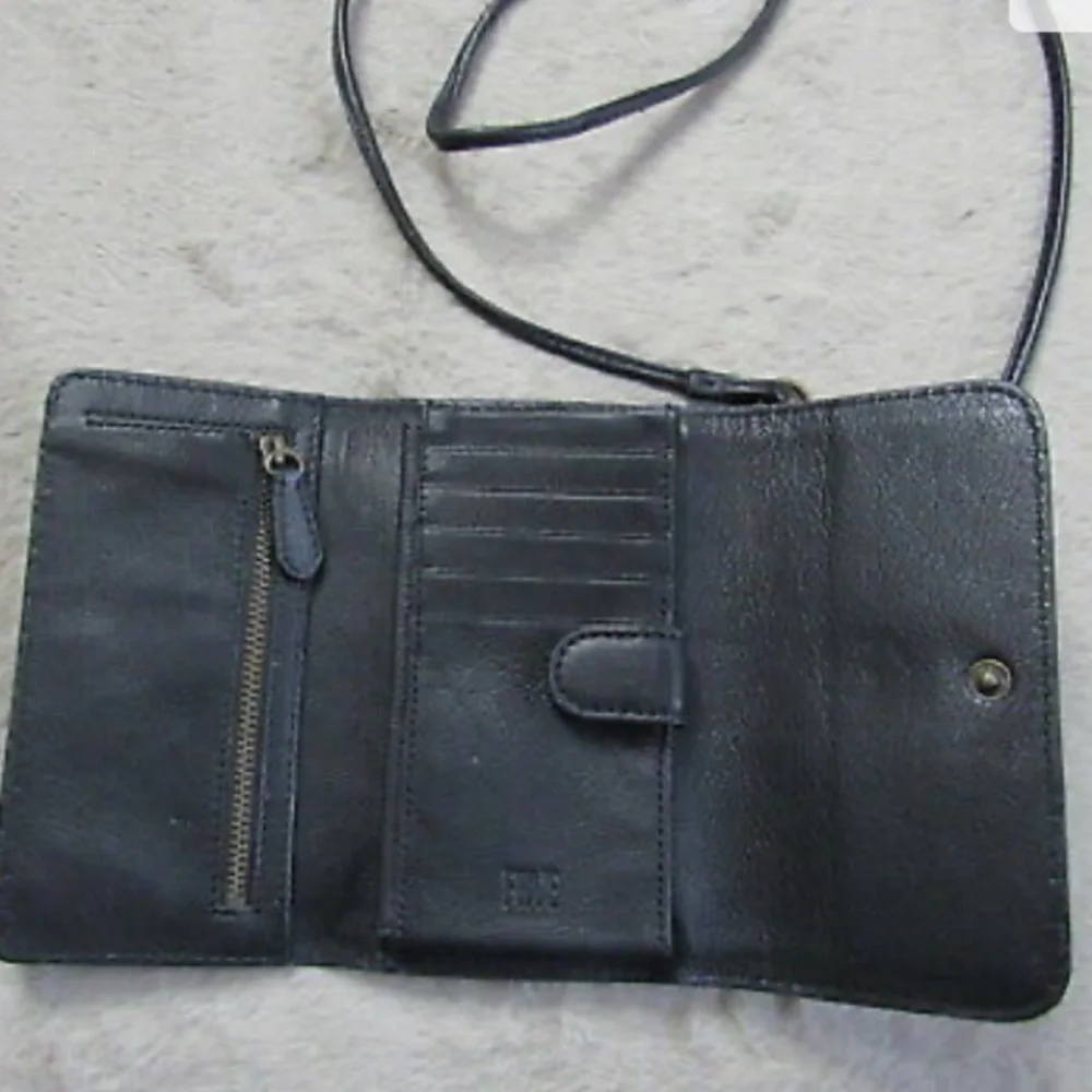 Frye lily wallet crossbody Euc! - Picture 2 of 3